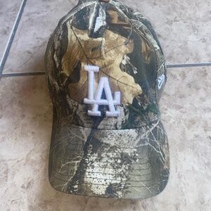 la camo hat